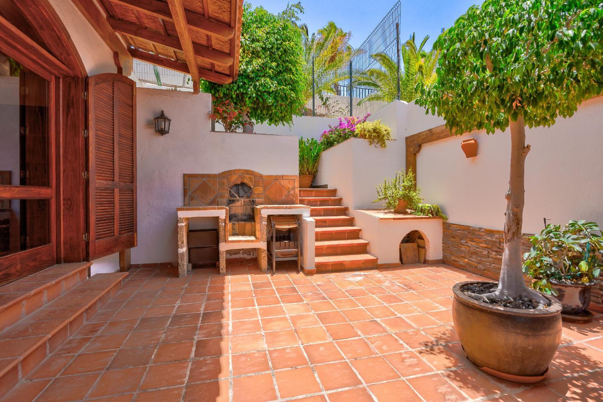 Buenavista Panoramic Villa In Costa Adeje Exterior photo